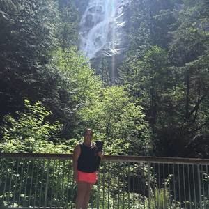 Meet your Posher, Cindy